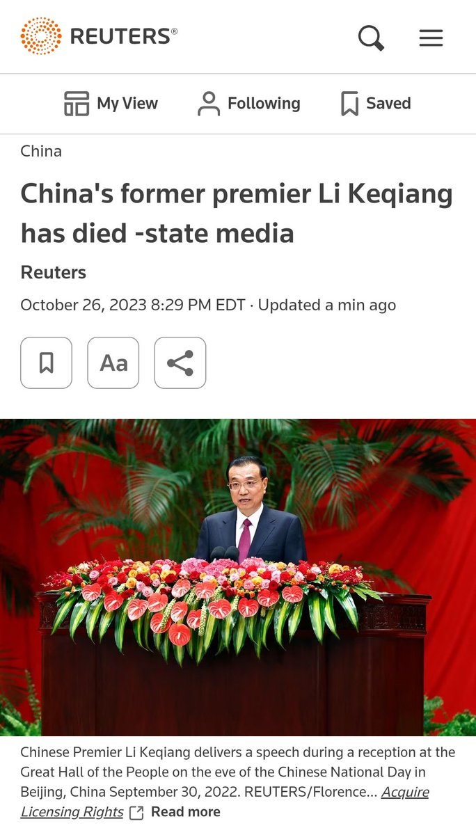 PplFuture's tweet photo. China's former Premier Li Keqiang has died of a sudden heart attack aged 68 on Oct 26.

One year ago, Hu Jintao patted Li's shoulder (check last 20s of the video) Was such a warning to Li? 🤔😂

No matter how, let's 👏🎊🥳🎉 https://t.co/VyIXtdCjL6