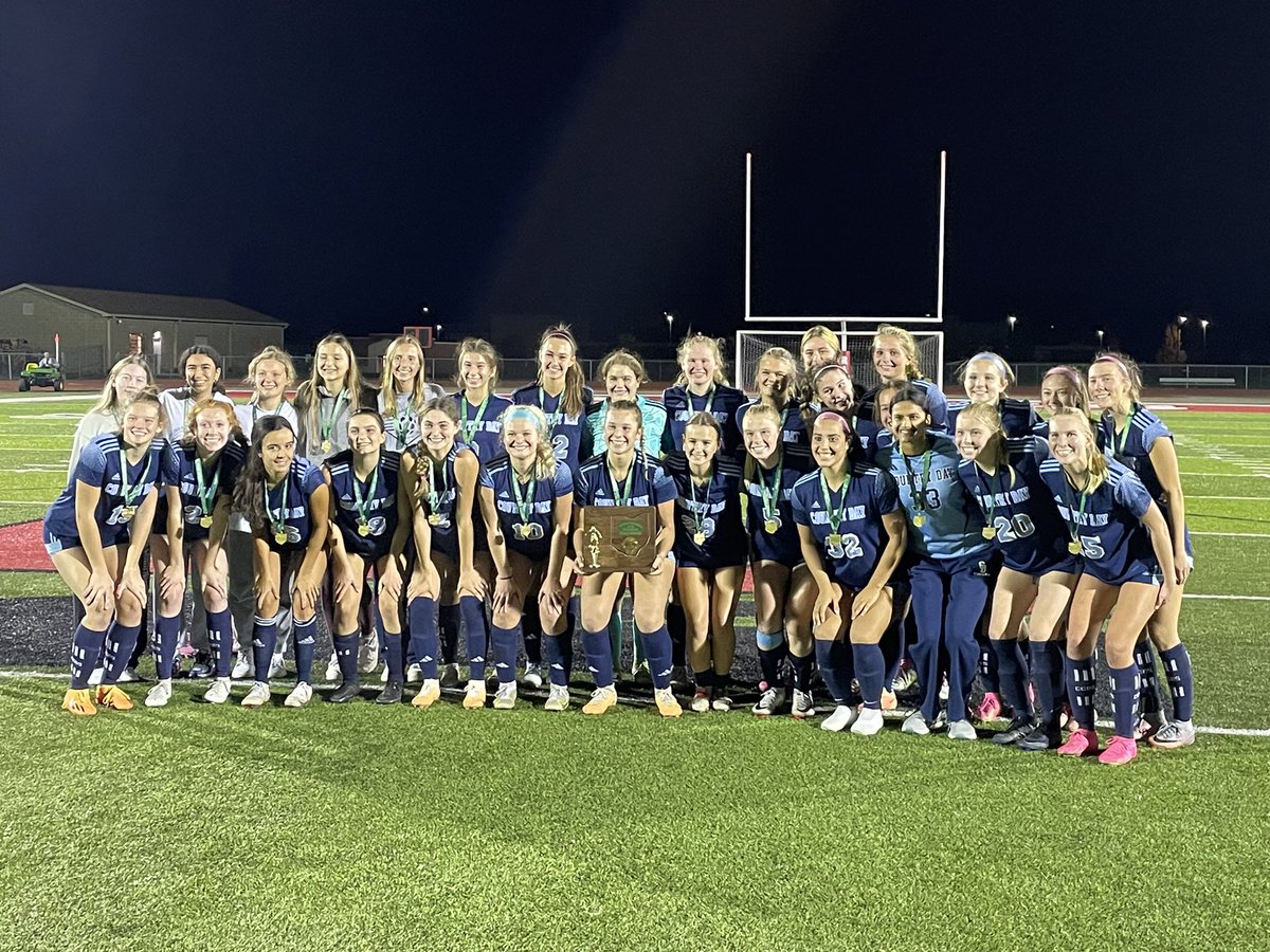 CCDS_Sports's tweet photo. District Champs! https://t.co/eGUNs6cFun