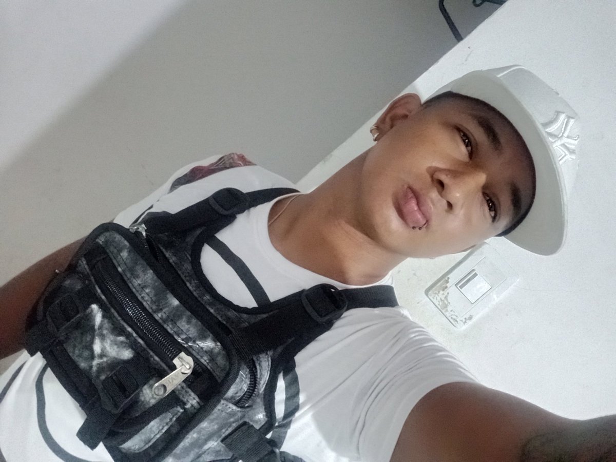 mackuinch's tweet photo. Hola 🖤 https://t.co/47zhkerrux
