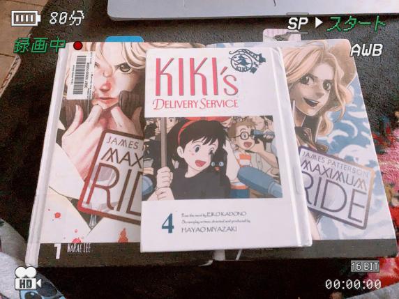 pawsocksz's tweet photo. Ich habe Bücher von einer Mittelschule bekommen!!! https://t.co/1JGOYH4BtE