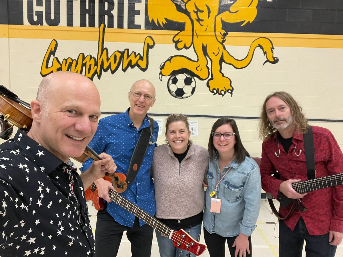 Tara Douglas tweet media