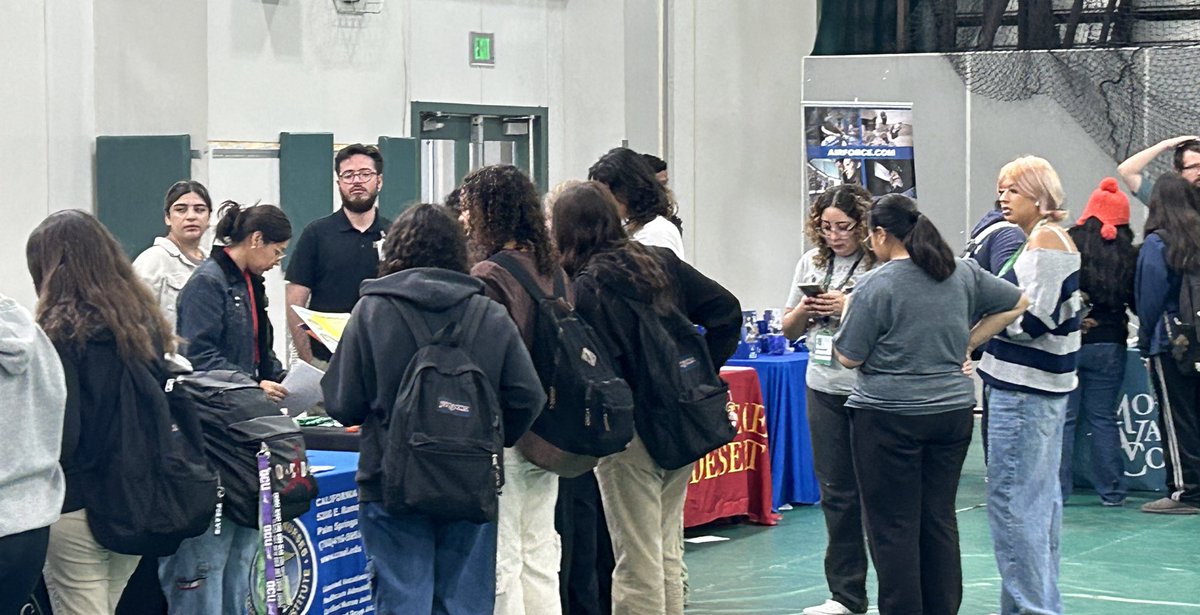 Banning High College and Career Fair. Tons of great guests helping kids map out their future. #ItBeginsWithMe <a href="/BanningUnified/">Banning Unified School District</a>