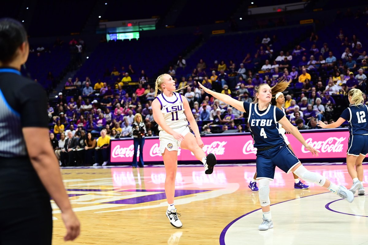 A 20-0 run to finish the half 

LSU - 51 
ETBU -9