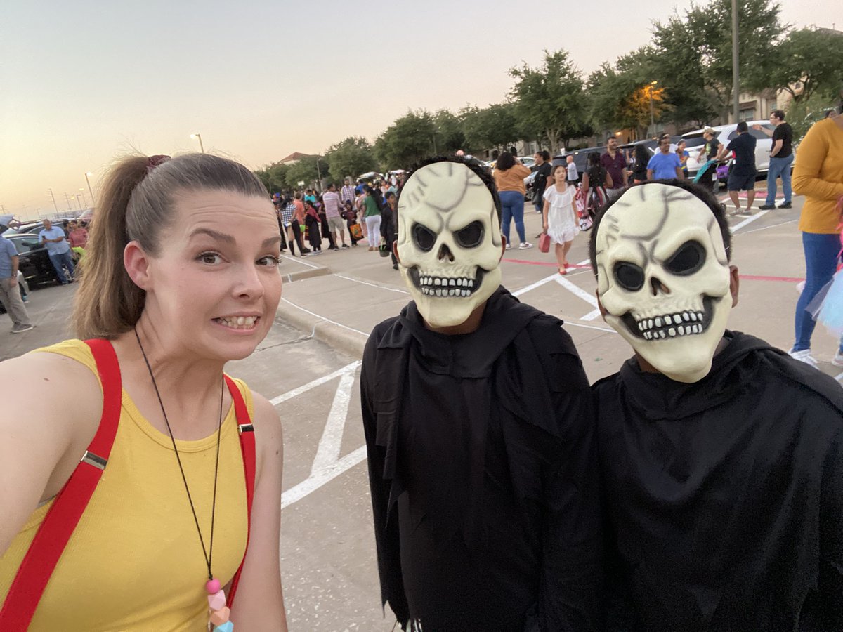 It was such a fun night at our first Trunk or Treat!!! <a href="/LAV4thGrade/">LAV4thGrade</a> <a href="/LaVillitaElem/">La Villita Elementary School</a>