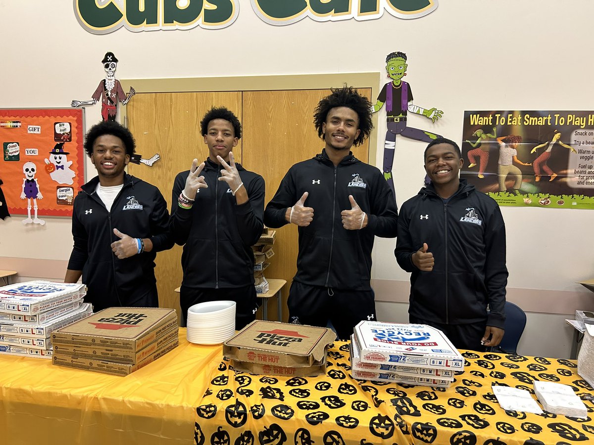 The Lancers had a great time tonight volunteering at the Halloween Trunk or Treat and Read-A-Thon at Southeast Elementary. Special thanks to principal <a href="/cwilliams0207/">Chamekka Williams</a> for having us and Kinston Mayor <a href="/MayorDonHardy1/">Former Mayor Don Hardy 🫡</a> for spending time with our guys!

We love our Kinston community!🤍