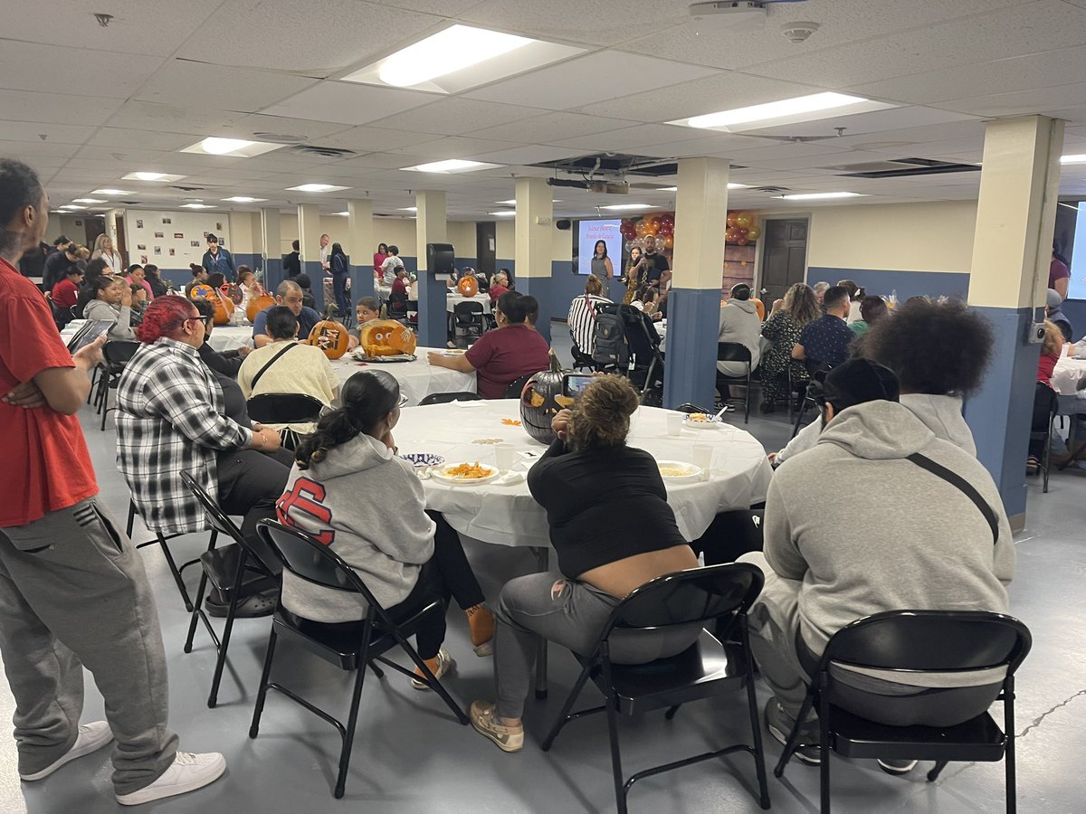 HLC_lps's tweet photo. HLC’s Fall Family Night was a success! 

We were so excited to host this annual event in our new space. It was an evening filled with laughs, awards, food, pumpkin voting, &amp; raffles! Special thanks to our community for showing out! #HLCPride 

@LPS_Education https://t.co/10o5WO50Zy