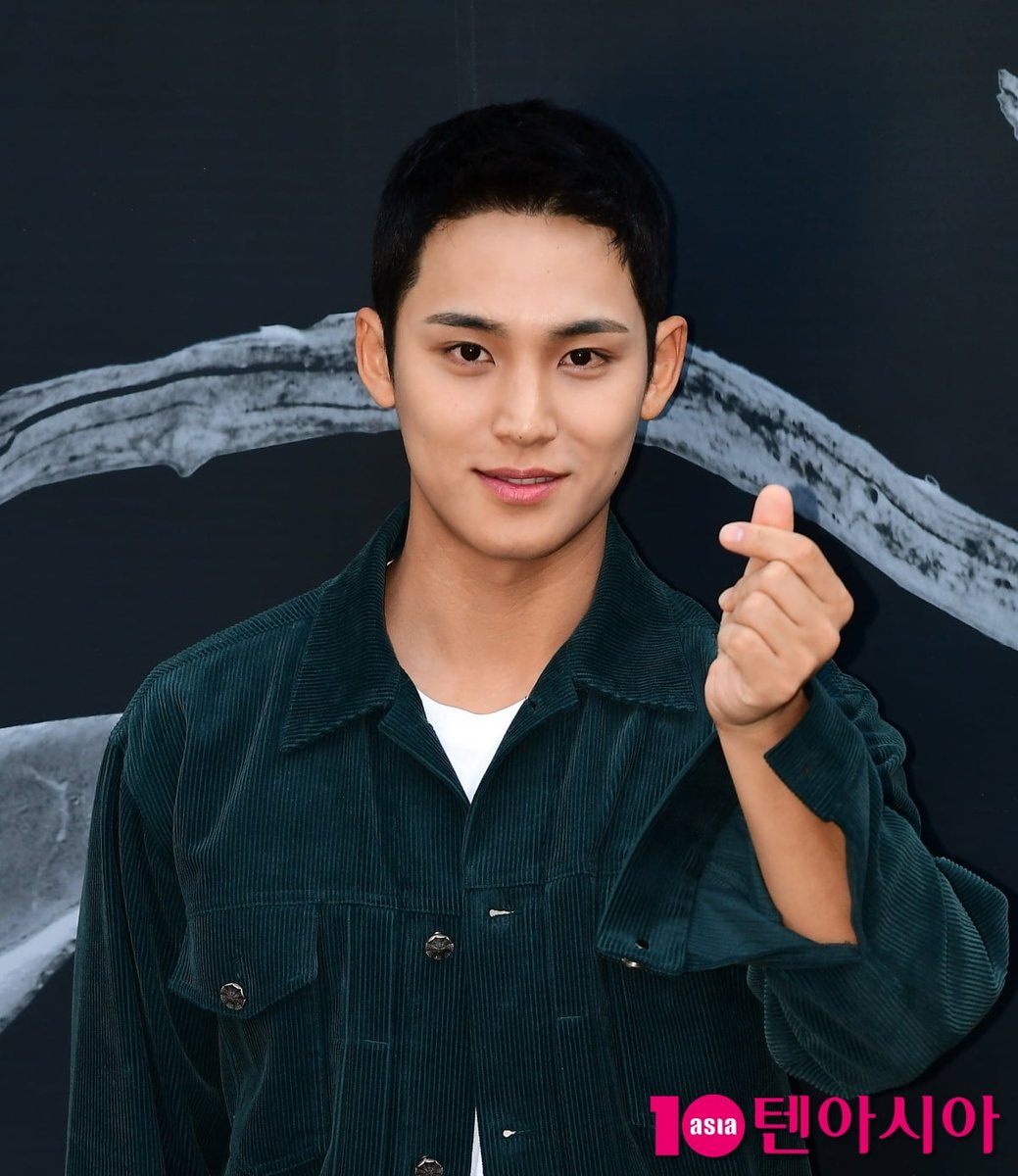 Pledis shares that #Mingyu was treated in the hospital after suffering from a severe back pain and was suggested to rest to see how he recovers. He won't be joining #SEVENTEEN in their comeback promotion this week. Get well soon! naver.me/FHAAVGLd #KoreanUpdates RZ