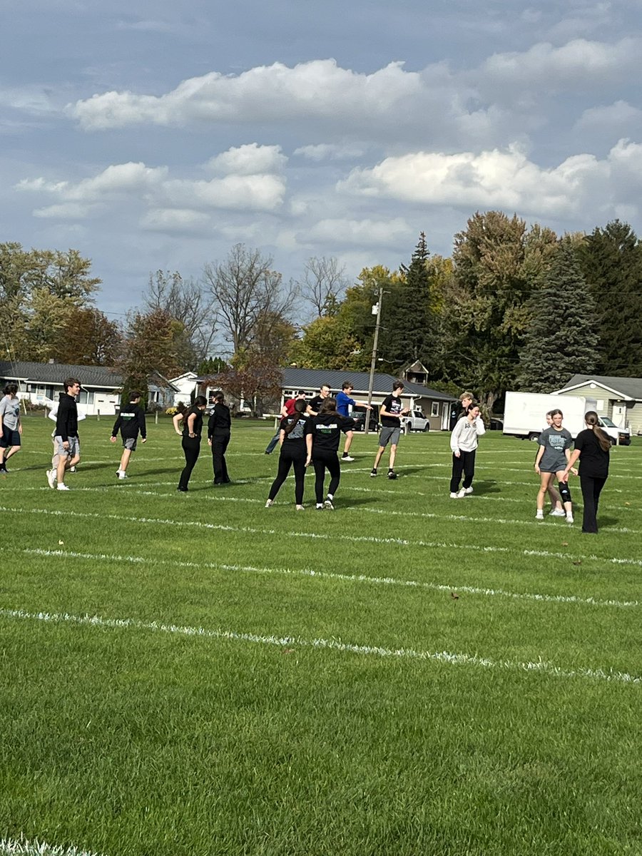 SwimMargaretta's tweet image. We are so ready to start the season tomorrow!!!  Team bonding before we go to work! #GoBears #alloutallseason #lifeinthefastlane