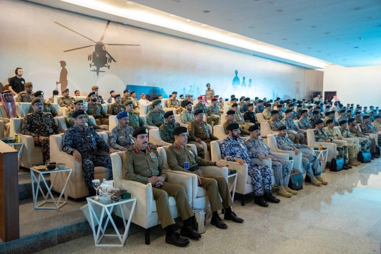 #وزير_الداخلية 
إطلالة 
صاحب السمو الملكي الأمير عبدالعزيز بن سعود بن نايف بن عبدالعزيز 
.
.
.
#المملكة_العربية_السعودية 
#وطن_حلمه_كبير 
#الامن_والامان 

#شركة_الوحدة_الخاصة_للحراسات_الامنية