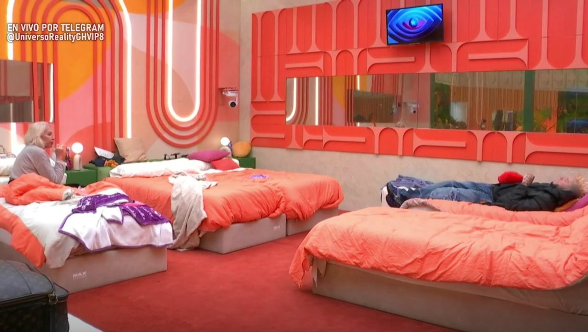 4lberto__'s tweet image. La soledad de los ganadores #GHVIPGala7 #GHVIP27O