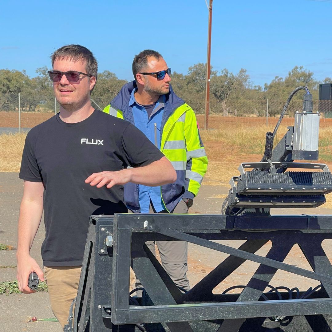 AUSVEG's tweet photo. 🚜 The next stop on our #SouthAustralia tour was a field visit with @flux_robotics demonstrating their Onyx technology detecting weeds to spray🌱
Wonderful to have our boots on the soil & see the latest innovation in #AgTech.
@AUSVEG_SA #AUSVEG #EatMoreAusVeg #VegNet #AusAg https://t.co/OgR9o1Qxi8