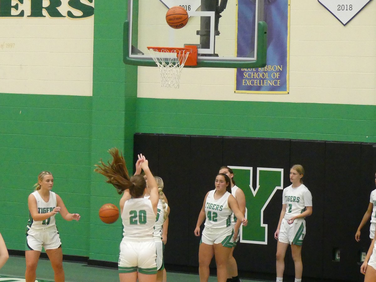 GirlsYorktown's tweet photo. Tonight, we began the 2023-24 season with a scrimmage against Union City.  It was a chance to let a young Lady Tiger team get their feet wet. I encourage you to come check these girls out this season, they play hard, and you will never question their effort. Excellent job girls! https://t.co/nCm9WYwmy4