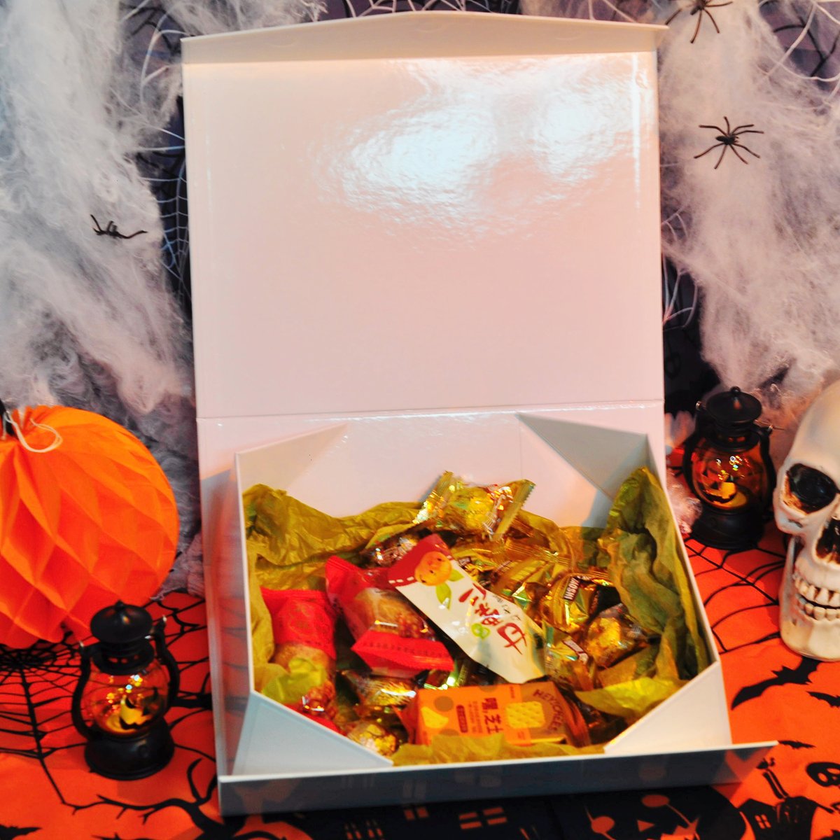 jinbarpacking's tweet photo. Trick or Treat! https://t.co/HLiPKwDKfe