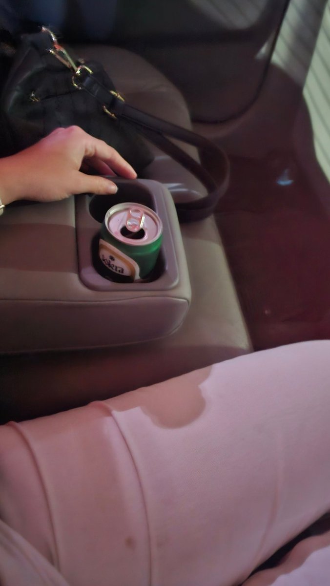 Una Rubia tweet media