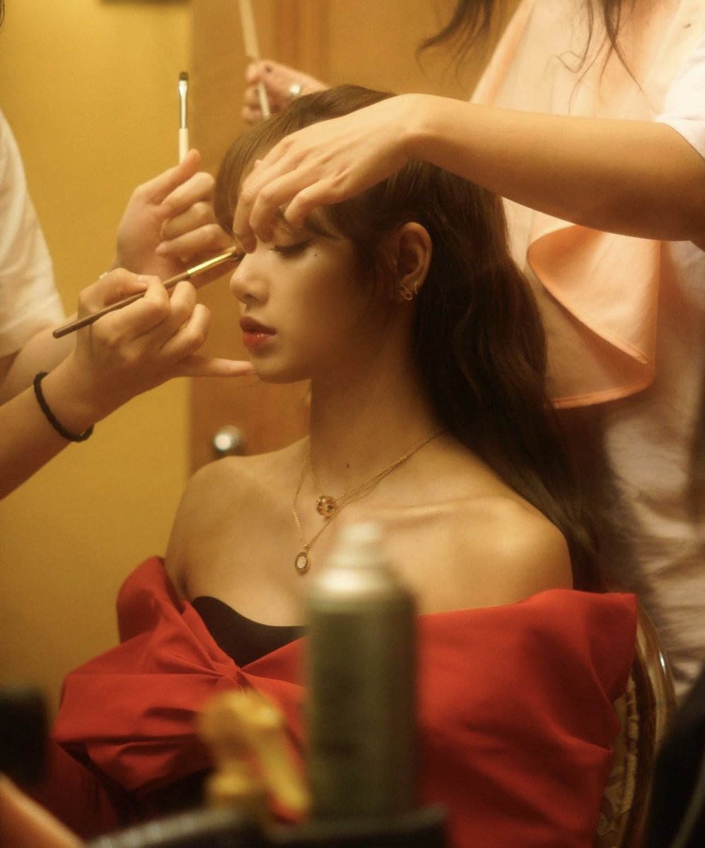 PLnchkofu's tweet photo. ชอบเซ็ตนี้ #LISA https://t.co/NL0tovyHVN
