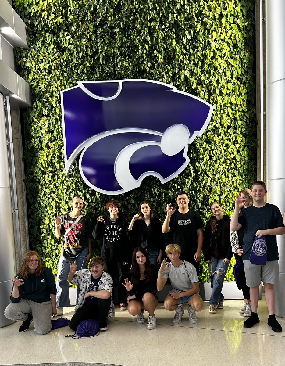 LNHS AVID tweet media