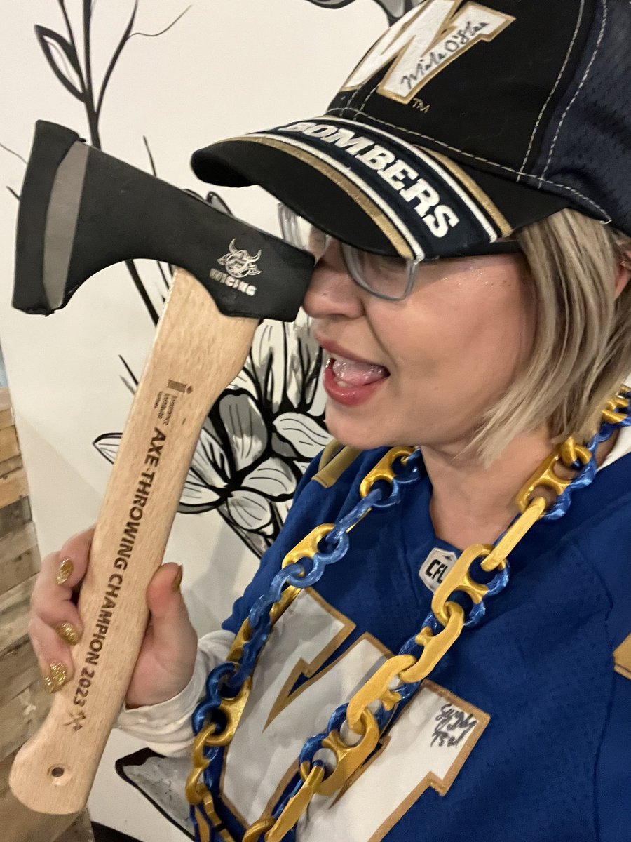 tasha_scho's tweet photo. I hit that shot right on the nose…a few times… #winnerwinner #IIMaxethrow #insuranceisfun https://t.co/u24aneQQg6