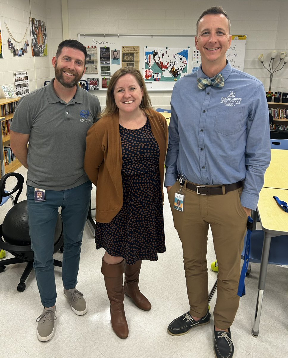rachelwsweeney's tweet photo. Lots of learning and engagement at our 2nd annual 7th Grade Fall Family Night! Thank you to our school leaders, staff, and community partners for making the evening a success. @pta_run @pakownacki @Johnelle_Sweet @AngieAldave @RRMSLibrary @RockyRunMS @fcpsnews https://t.co/MyGbF3TU5d