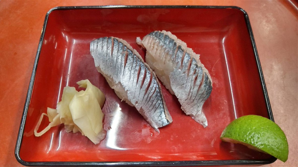 madone9_9's tweet photo. 気仙沼の秋も深まり🍂
秋刀魚が去年よりは豊漁で、焼きや、酢味噌をつけての刺身のほか、握りも好評。
冬の魚のメカジキ刺しもおたのしみいただけます。
#大鍋屋 #気仙沼 #秋刀魚 #サンマ #メカジキ #メカ #秋の味覚 https://t.co/MWVm6bxlwt