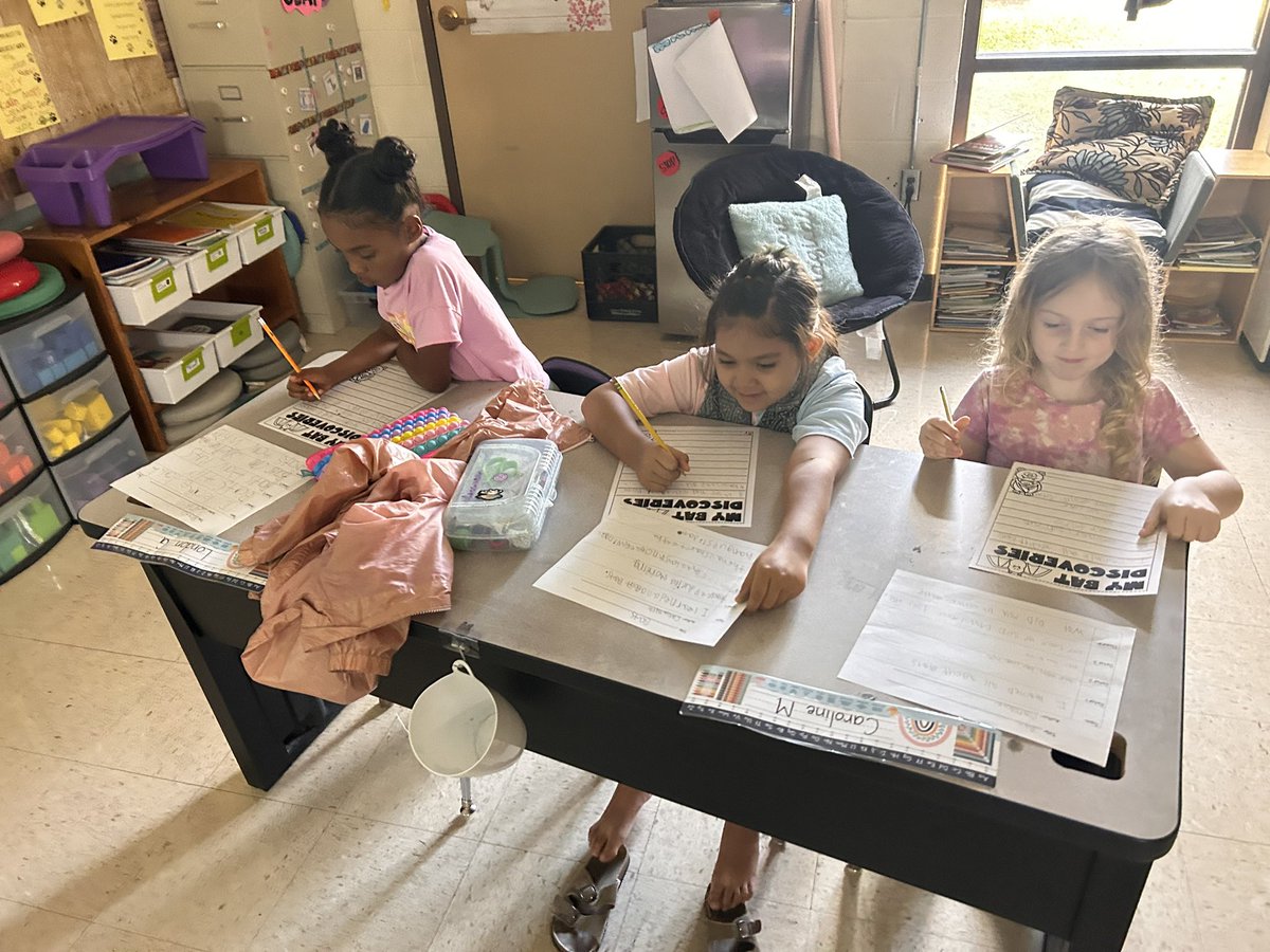 Turning our bat research into nonfiction texts! 🦇