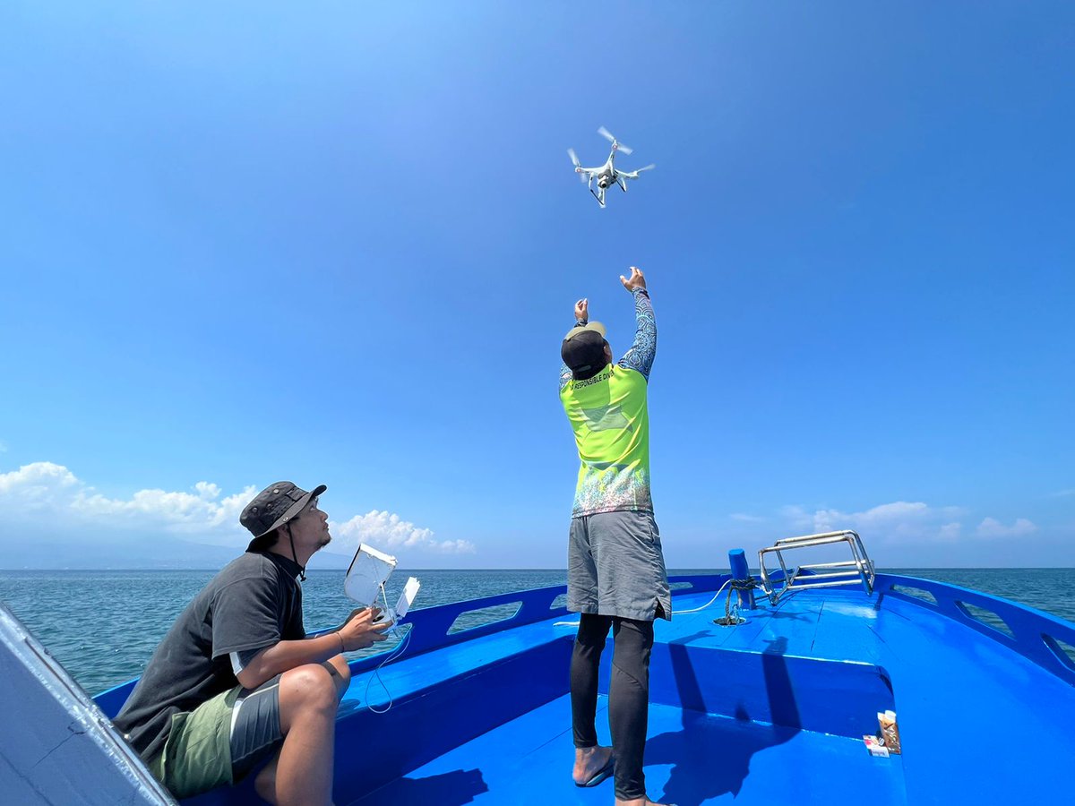 SELAMAT International Joint Laboratory (@selamatijl) on Twitter photo New 2023 <a href="/SelamatIJL/">SELAMAT International Joint Laboratory</a> expedition and fieldwork training in Sulawesi Lampung & Seribu islands involving 13 people (1 French and 12 Indonesian from Java Sulawesi and Sumatra) led <a href="/uyanua/">Balada Tukang Rosok</a> RCO-<a href="/brin_indonesia/">BRIN Indonesia</a> & <a href="/RegisHocde/">Hocde</a> <a href="/ird_fr/">IRD.fr</a> <a href="/umrMARBEC/">Marbec</a> #Capacity building #Collaboration (1/2) New 2023 <a href="/SelamatIJL/">SELAMAT International Joint Laboratory</a> expedition and fieldwork training in Sulawesi Lampung & Seribu islands involving 13 people (1 French and 12 Indonesian from Java Sulawesi and Sumatra) led <a href="/uyanua/">Balada Tukang Rosok</a> RCO-<a href="/brin_indonesia/">BRIN Indonesia</a> & <a href="/RegisHocde/">Hocde</a> <a href="/ird_fr/">IRD.fr</a> <a href="/umrMARBEC/">Marbec</a> #Capacity building #Collaboration (1/2)
