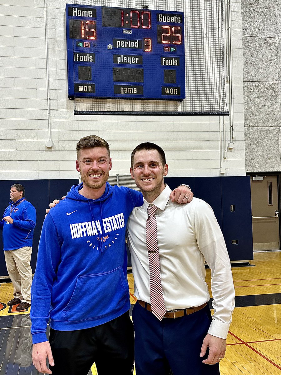 CoachMcB23's tweet image. Big congrats to @HEHSGirls_Vball and my guy @MathManMoran on their Regional Championship victory tonight! These girls are some of the toughest, most resilient and high character athletes I’ve been around. 26-10 and they’re not done yet…
I #BELIEVE‼️