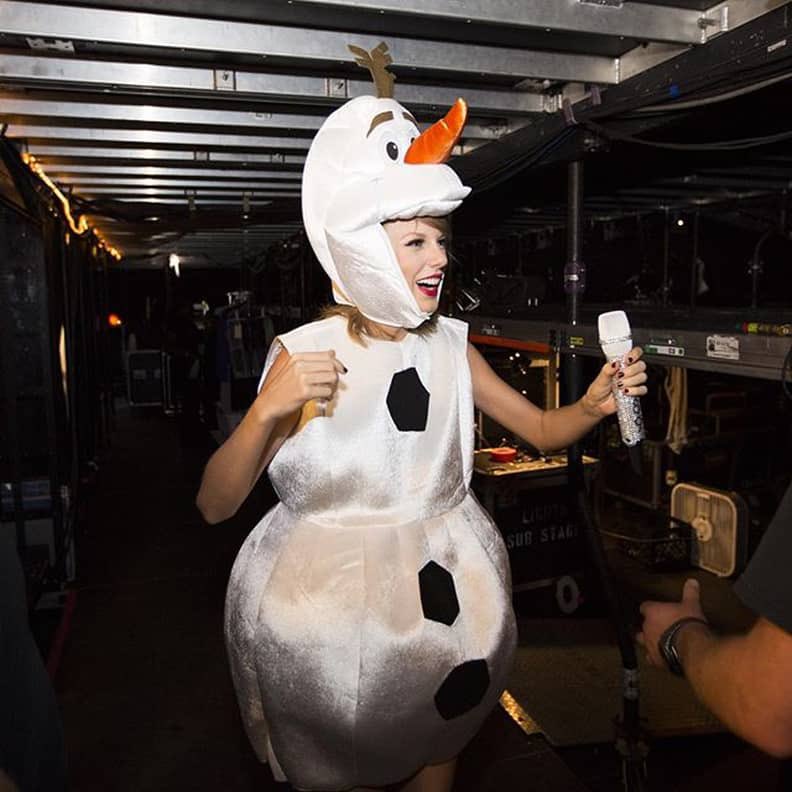 nbenavente2's tweet photo. Who wore it better? Hamilton is clearly ready for #1989TaylorsVersion @taylornation13 @taylorswift13 https://t.co/k7aWqliehu