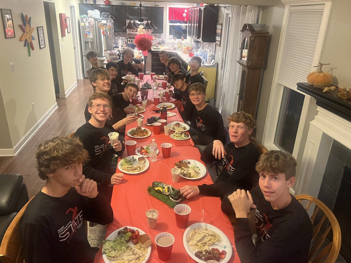 DCG Boys XC tweet media