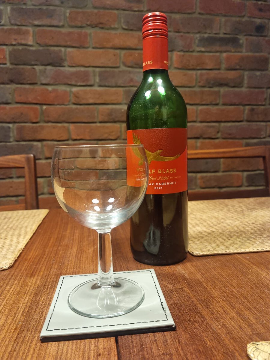 MrsChickens tweet media