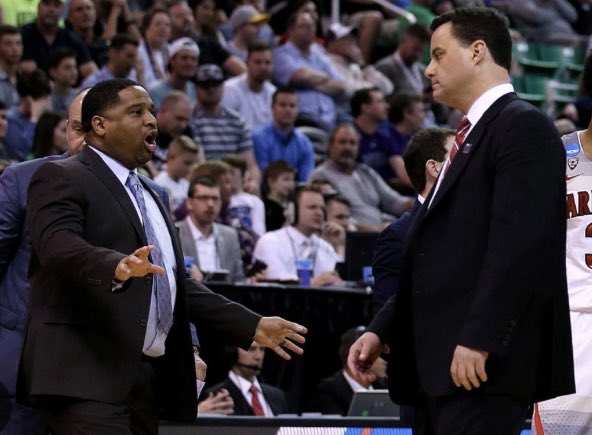 With the news of Sean Miller’s contract extension until 2028-29 we want to take the time to say 

FREE BOOK 🗣️ 

Book Richardson has paid for his mistakes and in the current NIL era, all those kids would have been getting paid anyway

He belongs in college hoops helping young men