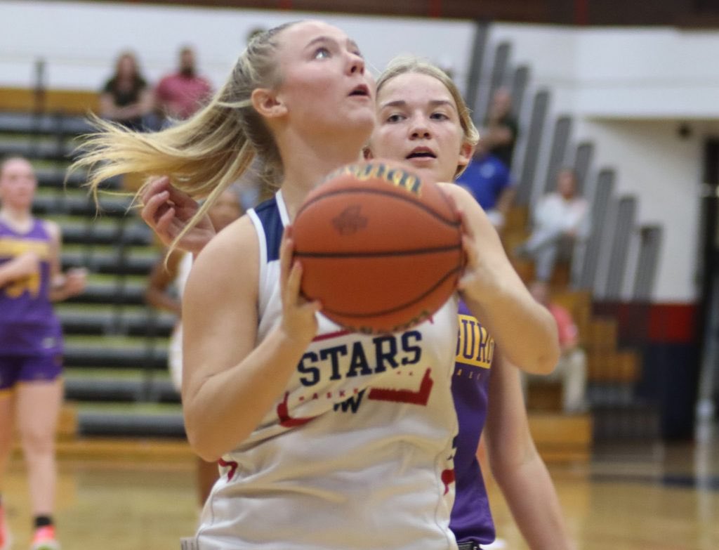 BNL Athletics (@bnlathletics1) on Twitter photo Stars go from stale to fresh during scrimmage with Scottsburg wbiw.com/2023/10/26/fro… <a href="/BNLAthletics/">BNL Star Athletics</a> <a href="/scsd2athletics/">Scottsburg Athletics</a> <a href="/ChloeSpreen/">Chloe Spreen</a> <a href="/MadisynBailey24/">Madisyn Bailey</a> <a href="/ToriNikirk/">Tori Nikirk</a> <a href="/katiegodlevske/">katie</a> <a href="/MileySherrill/">Miley Sherrill</a> <a href="/HaleighCanada/">Haleigh Canada</a> Stars go from stale to fresh during scrimmage with Scottsburg wbiw.com/2023/10/26/fro… <a href="/BNLAthletics/">BNL Star Athletics</a> <a href="/scsd2athletics/">Scottsburg Athletics</a> <a href="/ChloeSpreen/">Chloe Spreen</a> <a href="/MadisynBailey24/">Madisyn Bailey</a> <a href="/ToriNikirk/">Tori Nikirk</a> <a href="/katiegodlevske/">katie</a> <a href="/MileySherrill/">Miley Sherrill</a> <a href="/HaleighCanada/">Haleigh Canada</a>