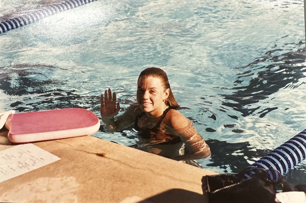 ArizonaSwimDive's tweet photo. This week we are highlighting Ashley Tappin!
โข 2x National Champion in the 50 Free & 200 Free (1995) ๐
#TimeCapsuleThursday https://t.co/fv8vSaUa1H