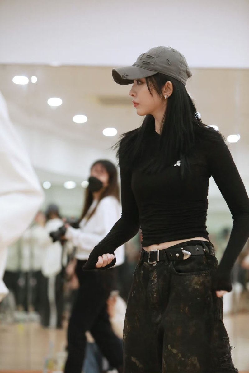 zhaoxiaotango's tweet photo. 251023 Xiaotang at concert rehearsal prac

Cr. 赵小棠TANGSTUDIO https://t.co/sKa9jkpe2e
