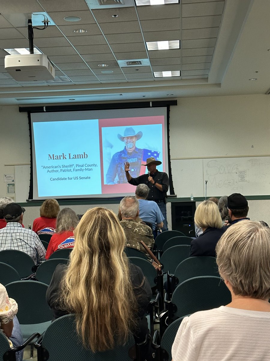 sherifflamb1's tweet photo. 📍LD9

Another great night. Another great LD meeting. The grassroots will be the catalyst in saving Arizona and taking back the Senate majority. https://t.co/a3CIBbol64