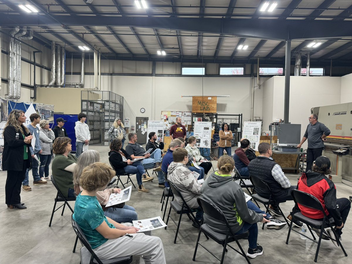 Kristin Robbins tweet media