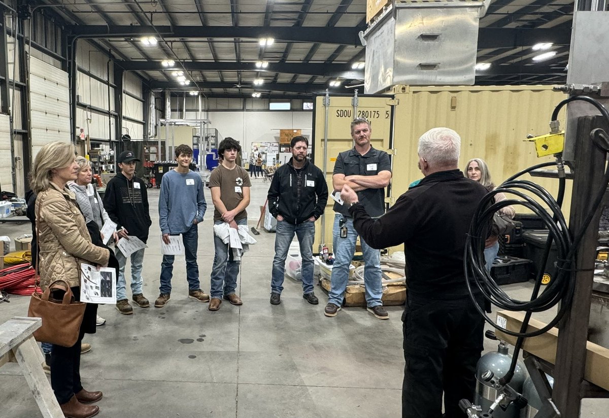 Kristin Robbins tweet media