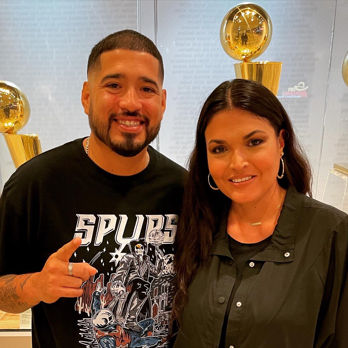 LorensyFam's tweet photo. Spurs opening night. 👽👽 The #Wemby era has begun #gospursgo #softnba https://t.co/877cUD4PP3