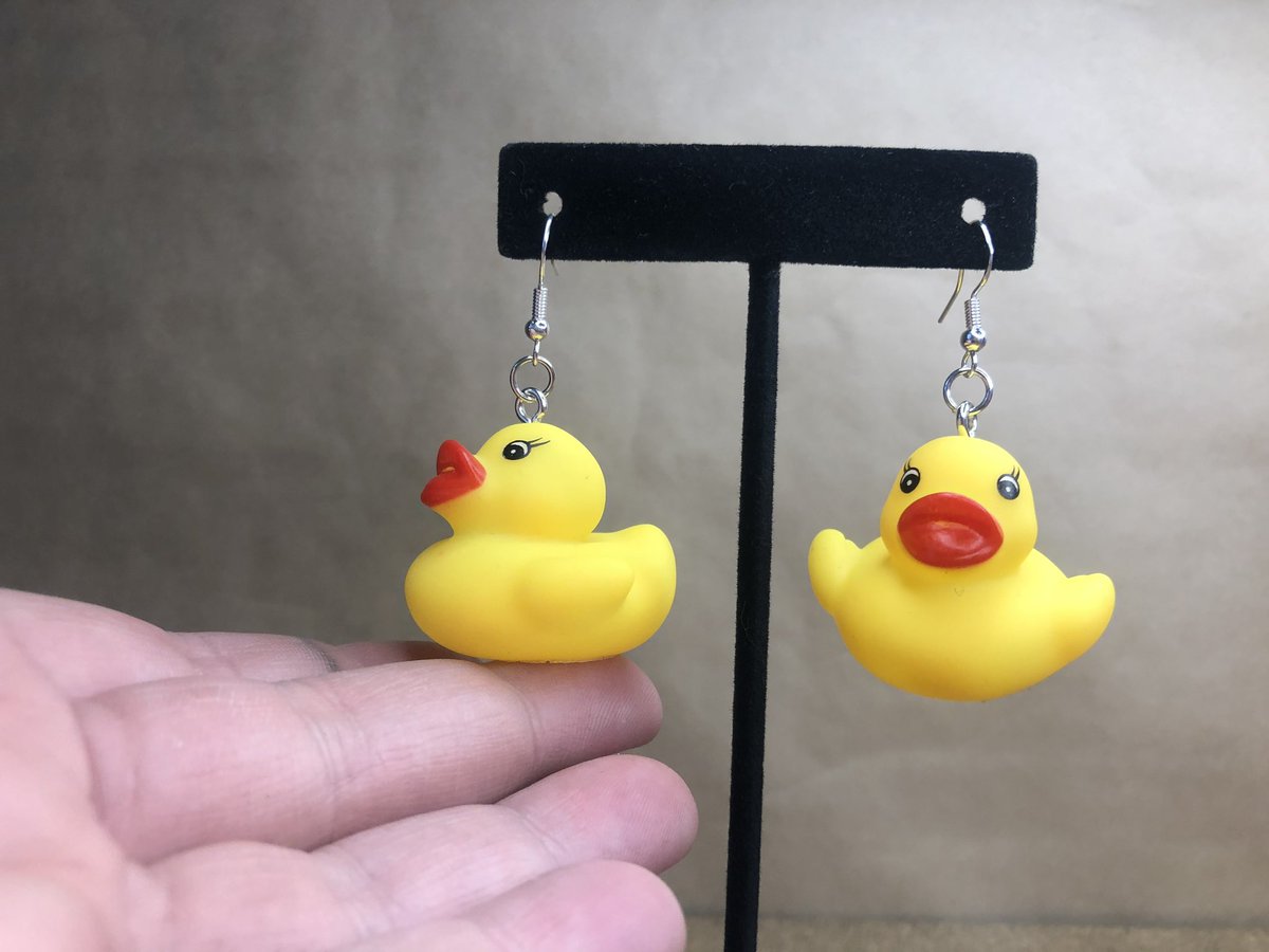 ChronicallyEmm's tweet photo. Do you like Rubber Duckies enough to wear them as earrings? https://t.co/90VfT04QD8