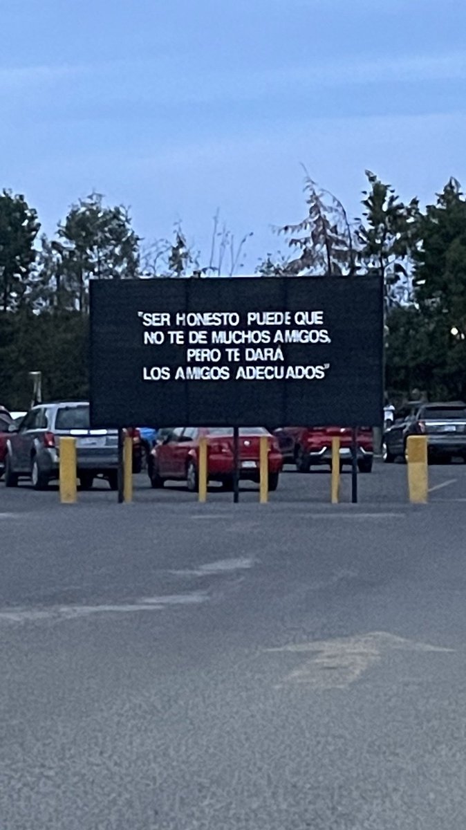 EstudilloNorman's tweet photo. No solo amigos https://t.co/OIdIOzQMdM