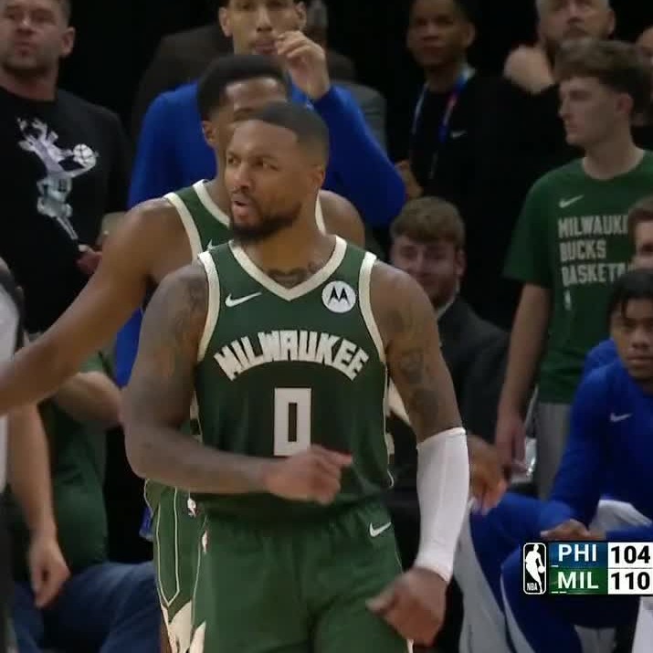 ESPNNBA's tweet photo. DAME TIME IN MILWAUKEE ⌚️ https://t.co/V4uDggXOdP