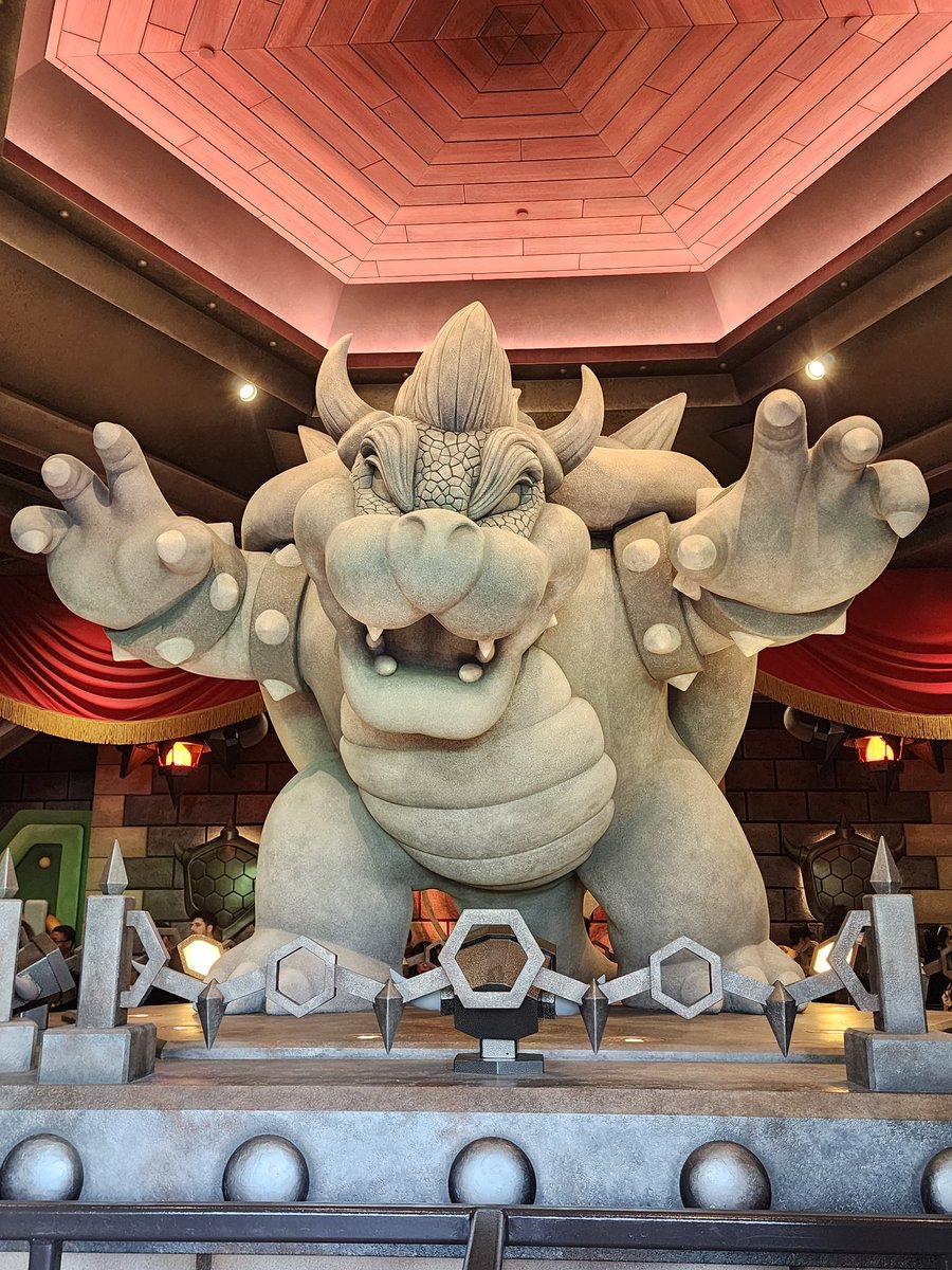 Ladyblackhartt's tweet photo. ALSO SUPER NINTENDO WORLD WAS SO MUCH FUN!!! <3 
#universalstudios #DateDay #BestDayever #HandsomeBoi #Altgorl #GamerBoi https://t.co/qp7paTWXQn