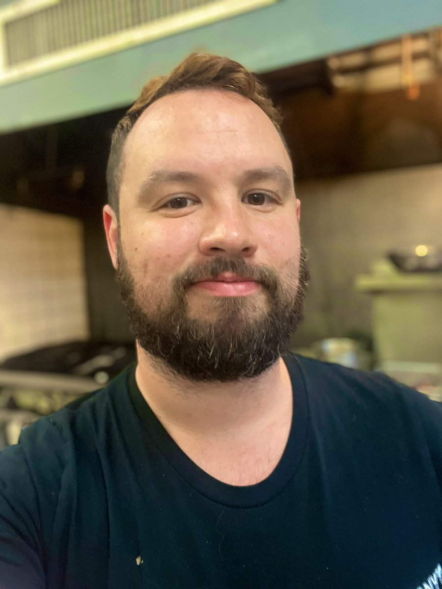 SaltAndKenegar's tweet photo. Okay sometimes I’m cute at work. 
#chefken #selfie #gay #gayselfie #gayscruff https://t.co/ZBHvemVCKX