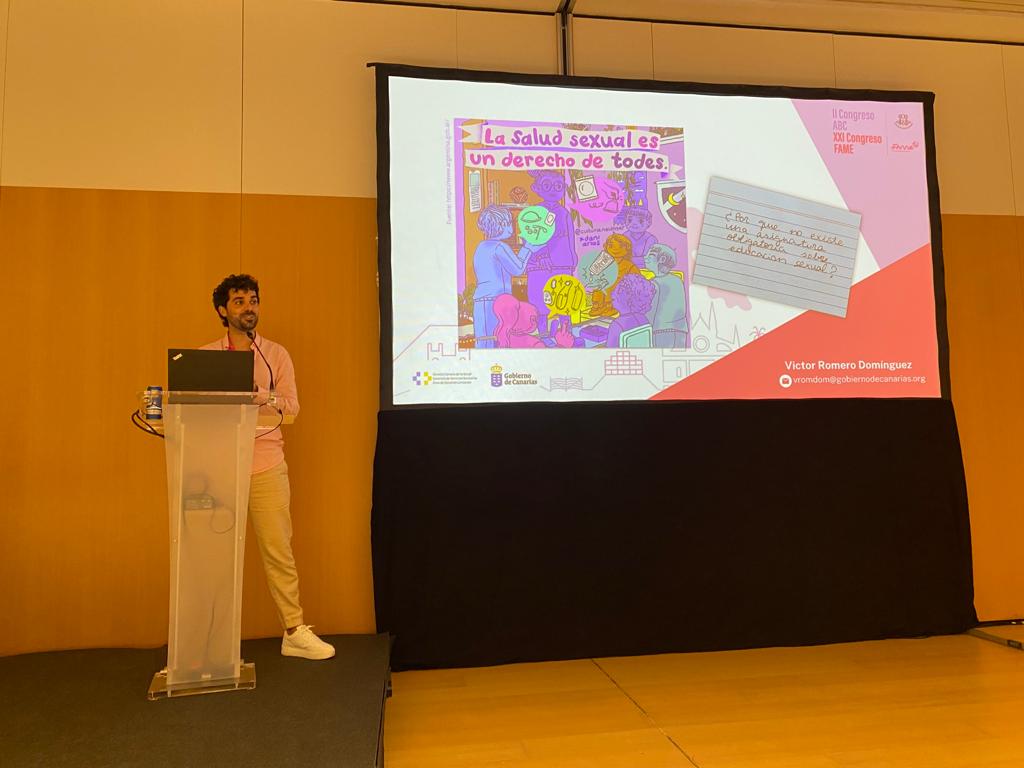matronaconv's tweet photo. Ayer pude compartir con otras compañeras #matronas algunos de los proyectos de #EducaciónSexual que estamos llevando a cabo en #Lanzarote
#FAME #SOYMATRONA #IICongresoABC2023 #XXICongresoFAME2023 @ComaresB @fame_matronas https://t.co/XaFxSzGKej