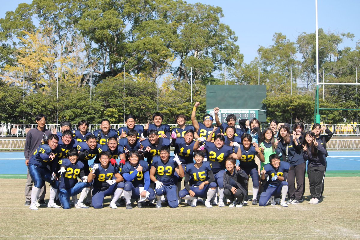 【GAME RESULT】
長崎県立大学17-0長崎大学
先日の長崎大学戦は勝利を収めました。前回の試合の反省をしっかりと改善し、自分たちが想定した試合運びを行うことができました。11月23日に順位決定戦があるので、引き続き応援のほどよろしくお願いします！
＃アメフト
＃長崎県立大学
#長県大