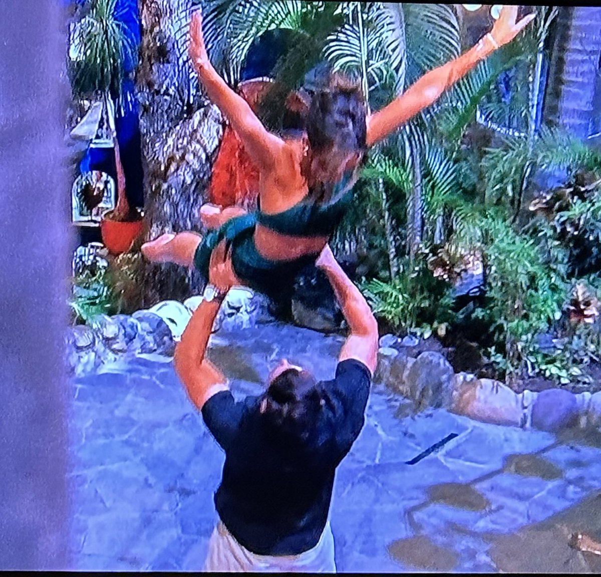 bach_rants's tweet photo. This segment of Kat’s rage monologue paired with Tanner and Davia performing a professional-level ballroom dance is SENDING ME

#bachelorinparadise #bip https://t.co/wXywZ6qQNM