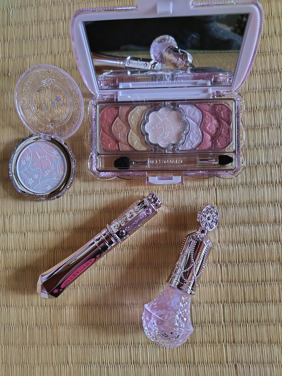 PoyoPiko's tweet photo. γγ£γ‘γε―ζγβ₯οΈ
#JILLSTUART
#γΈγ«γΉγγ₯γ’γΌγ
#γ―γͺγΉγγΉγ³γγ¬
#γ¦γγ³γΌγ³γ¦γΌγγγ’
#unicornutopia https://t.co/Ix4Ae9uaLP