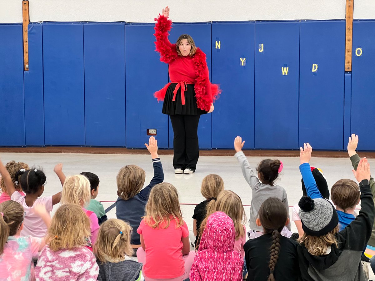 A huge shout out to Helena Education Foundation, Broadwater and Four Georgians for letting us come and performing two of your Fabulous First books! First graders are wonderful audiences! ☺️ #GoBru @SchoolsHelena