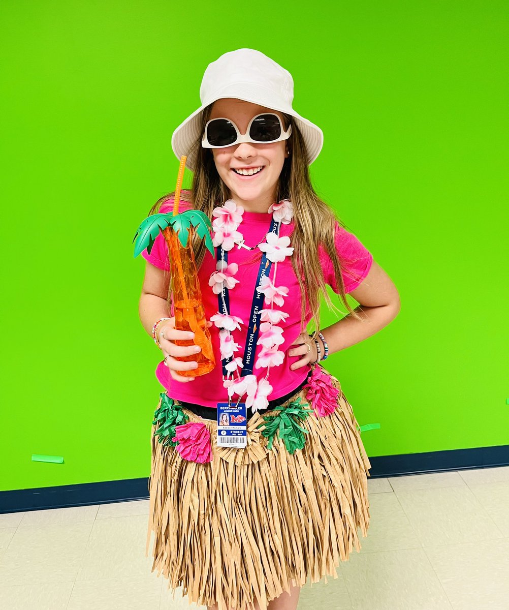 BerryMiller_JH's tweet photo. #CowabungaDude! 🏄🏻‍♀️ Lots of Bobcats are #CatchingAWave to a #DrugFreeLife. Today’s #RedRibbonWeek theme of SurferDay was #TotallyRightous!🤙🏼 ❤️💙🐾🚫 #Believe #WeAreMiller #BuildPearlandProud https://t.co/Fa84wLT8Xz