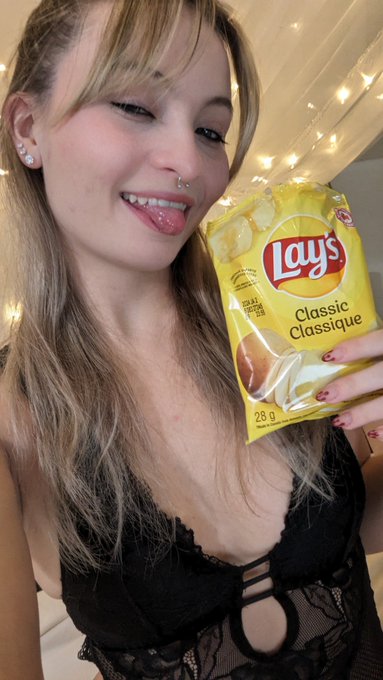 How I prep for a cam show https://t.co/knTdOZT3Ao