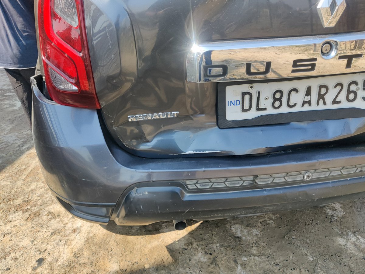 tandonboy's tweet photo. Car owner name -Anil Kumar Barela
Mobile no- 9958334314
Adress  -House no 41 z gali no 4 
Ashok vihar phase 3 
Gurgaon
Kindly help @DC_Gurugram @cmohry 
Mahindra Scorpio  owner hit my car the day before yesterday 
No action done by @DC_Gurugram @gurgaonpolice https://t.co/7PlxP8rPRw